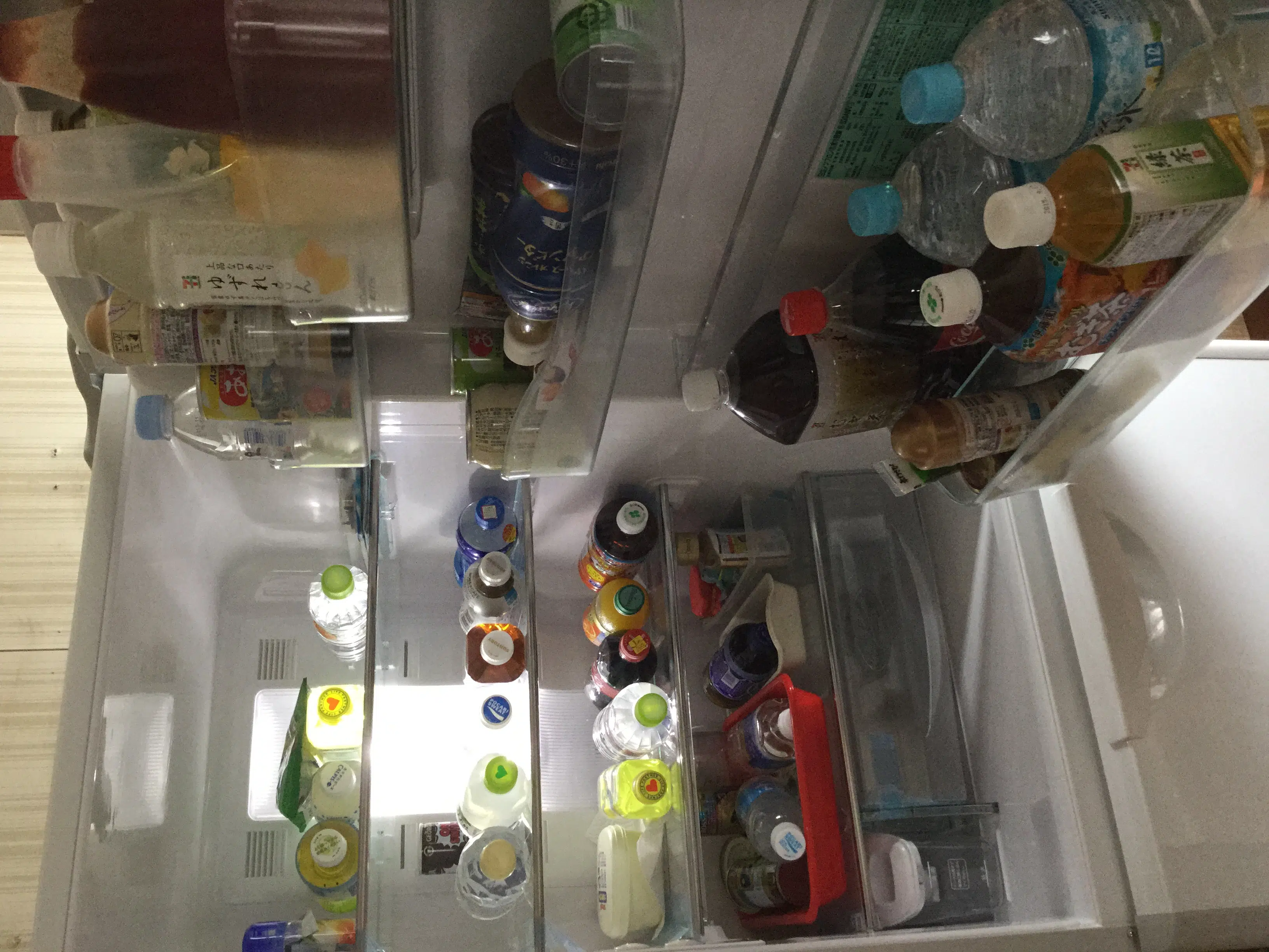 遺品の冷蔵庫の中身