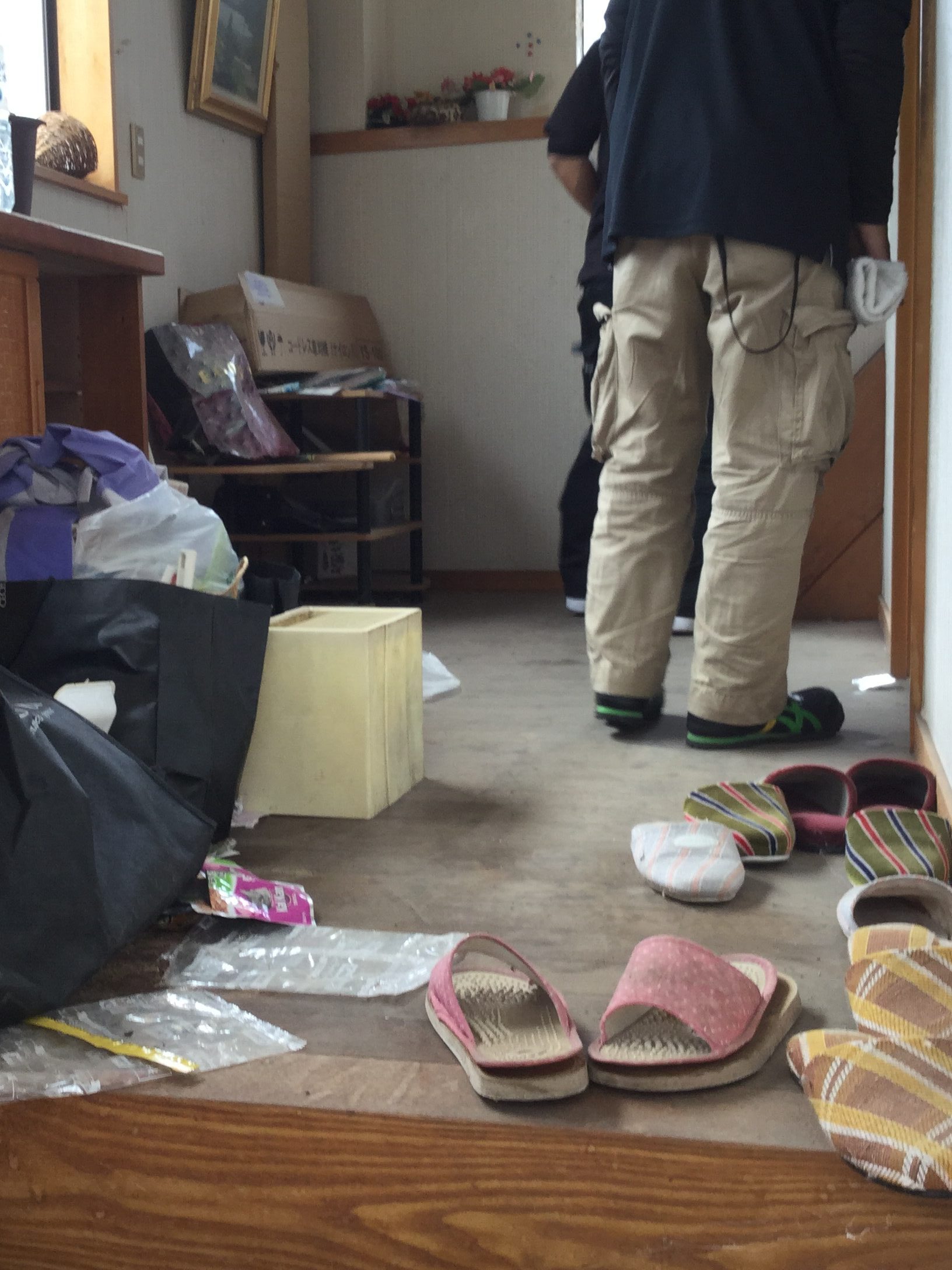 現場検証が住んでいないため特殊清掃の見積もり時は警察と一緒に入室