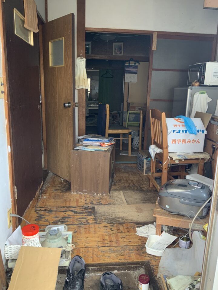 緊急性を要する孤独死の特殊清掃現場だったので即日に駆け付けた様子